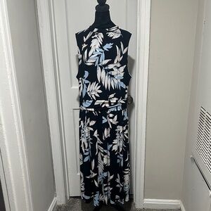 🩵Sleeveless Leaf Print Dress🩵